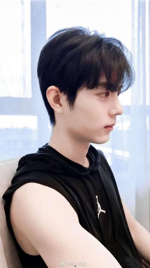 娱乐圈明星八卦爆料王一博,揭秘娱乐圈背后的神秘恋情与精彩瞬间  第2张