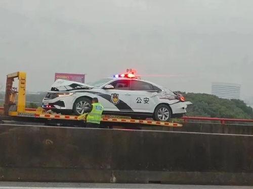 交警爆料视频,惊险一幕，警示交通违法行为