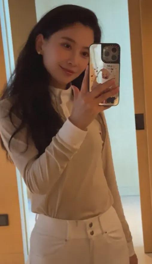 亮嫂爆料菲菲视频网,菲菲视频网惊人内幕曝光 第3张 亮嫂爆料菲菲视频网,菲菲视频网惊人内幕曝光 第3张