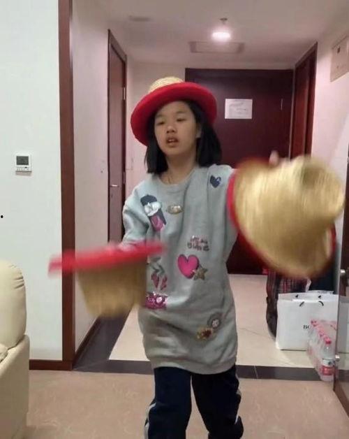 王芳的女儿爆料视频大全,揭秘家庭生活点滴  第2张