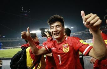 足球董祥爆料最新消息,足球界重磅消息揭晓！  第2张