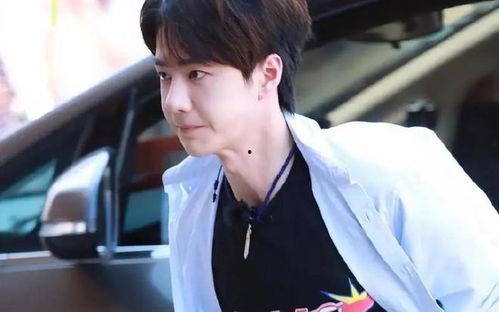 娱乐圈八卦爆料王一博,从流量小生到全能艺人,揭秘他的娱乐圈蜕变之路 第3张 娱乐圈八卦爆料王一博,从流量小生到全能艺人,揭秘他的娱乐圈蜕变之路 第3张